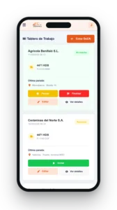Tablero del conductor en el móvil con los botones Iniciar, Pausar y Finalizar